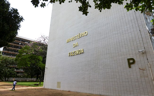 Contador de Goiânia explica como abrir empresas em 24h
