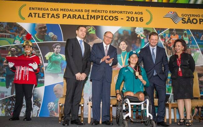 Governador Geraldo Alckimin entregou as medalhas aos atletas