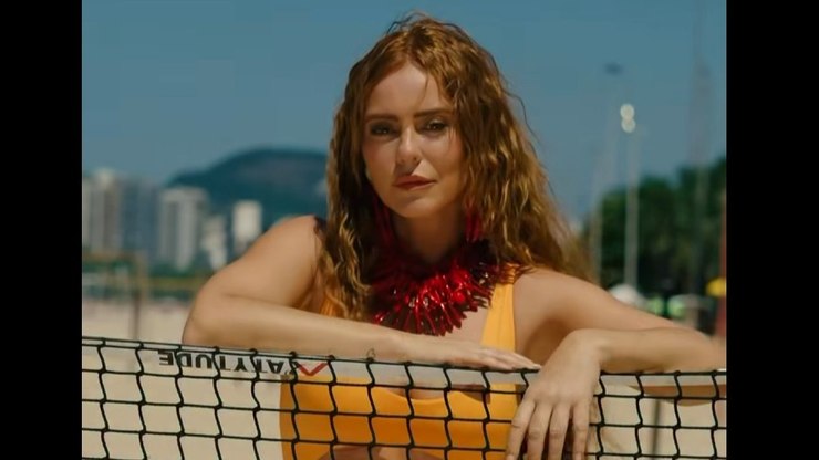 Paolla Oliveira viraliza na web e fãs apontam: “Vibe Shakira”