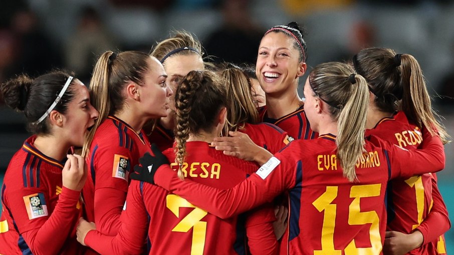 Espanha goleou Zâmbia e avançou às oitavas da Copa do Mundo