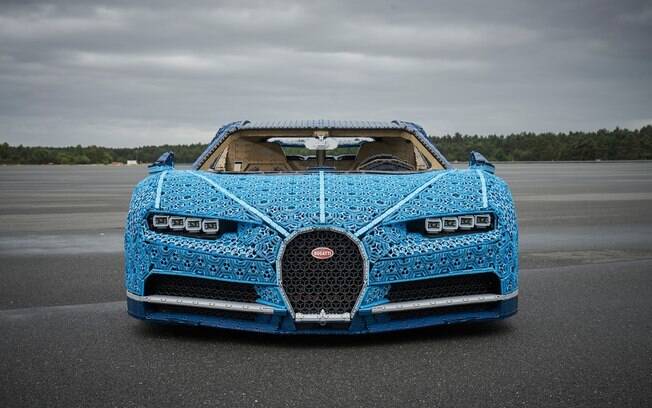 Bugatti Chiron de Lego encanta o público do Salão de Paris pelos detalhes