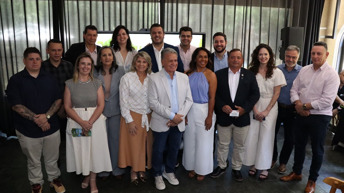 Lançamento contou com a participação de autoridades politicas, empreendedores e entidades da cidade Lançamento contou com a participação de autoridades politicas, empreendedores e entidades da cidade
