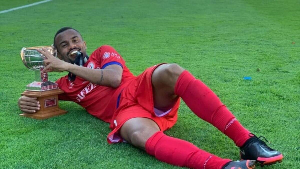 Keffel relembra gol do título pelo Trofense, clube de Portugal: 'Passou um filme na minha cabeça'