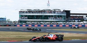 Leclerc vence após jejum e Bortoleto brilha no GP da Grã-Bretanha