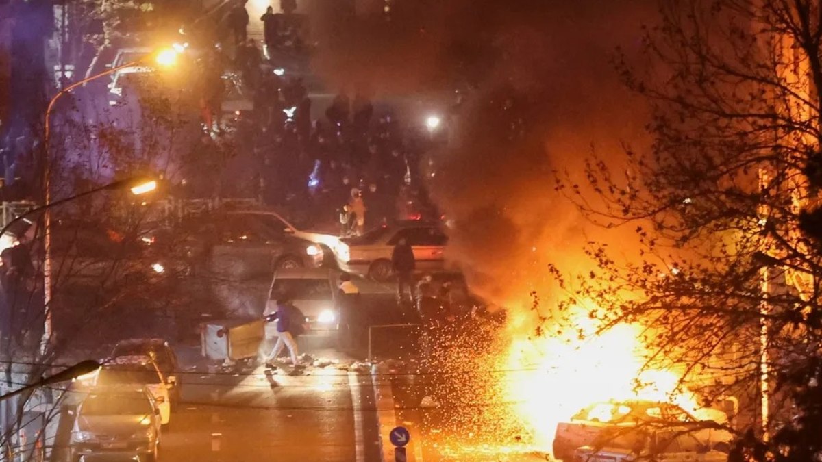 Irã em ponto de ruptura