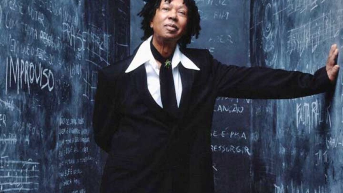 Djavan lança novo álbum e revela canção feita a Michael Jackson