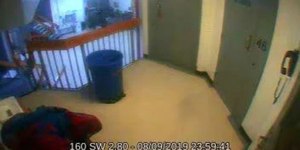 Vídeo da prisão de Epstein: saiba o que mostra o minuto perdido