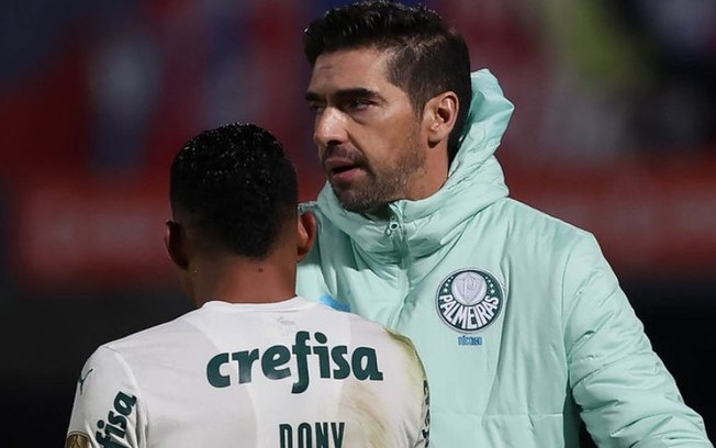 Abel Ferreira desabafa e faz pedido à torcida: 'Quem critica, não sabe o que é ser Palmeiras'