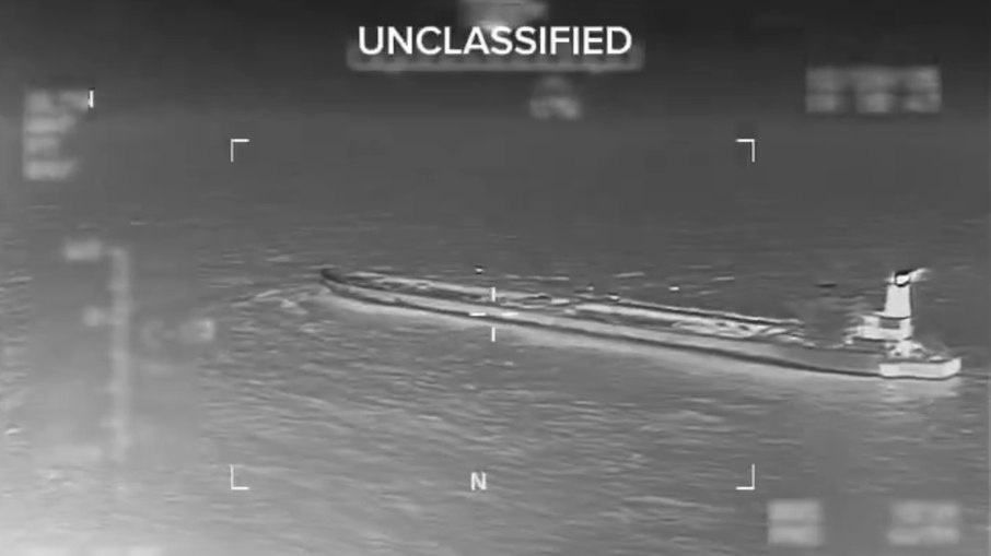 Centuries, navio petroleiro interceptado pelos EUA