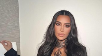 Kim Kardashian é detonada por vender bolsa suja