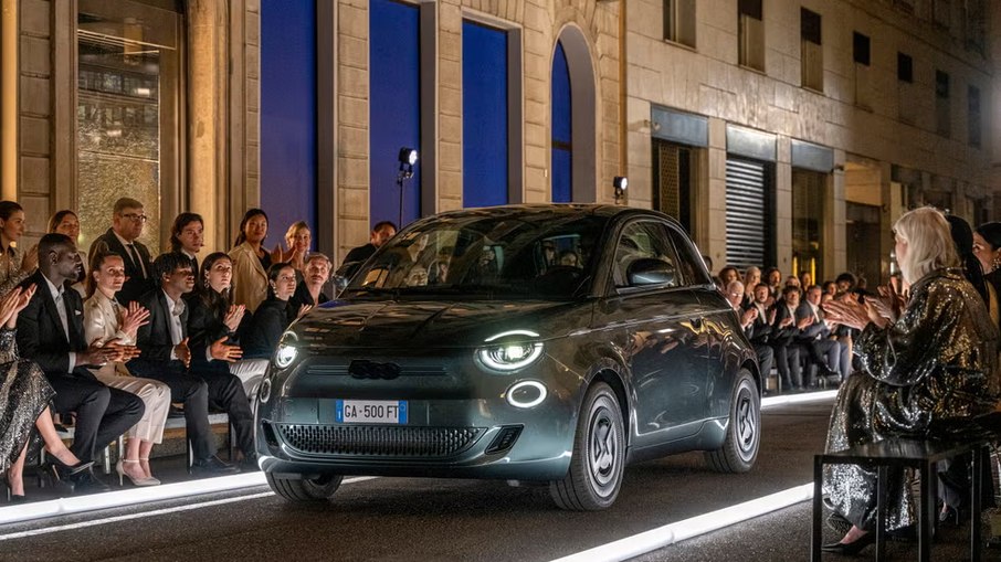 Fiat 500e Armani Edition