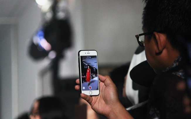 PatBO realiza live shopping direto do New York Fashion Week