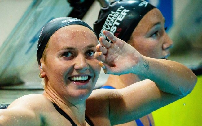 A nadadora Ariarne Titmus depois de vencer nos 400 metros livre no Campeonato Australiano em Gold Coast (Austrália), em 19 de abril de 2024