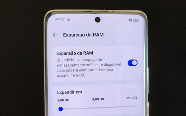 Por que você não deve usar RAM Plus no seu celular?