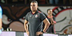 Jair Ventura faz pedido à arbitragem antes de encarar o Flamengo