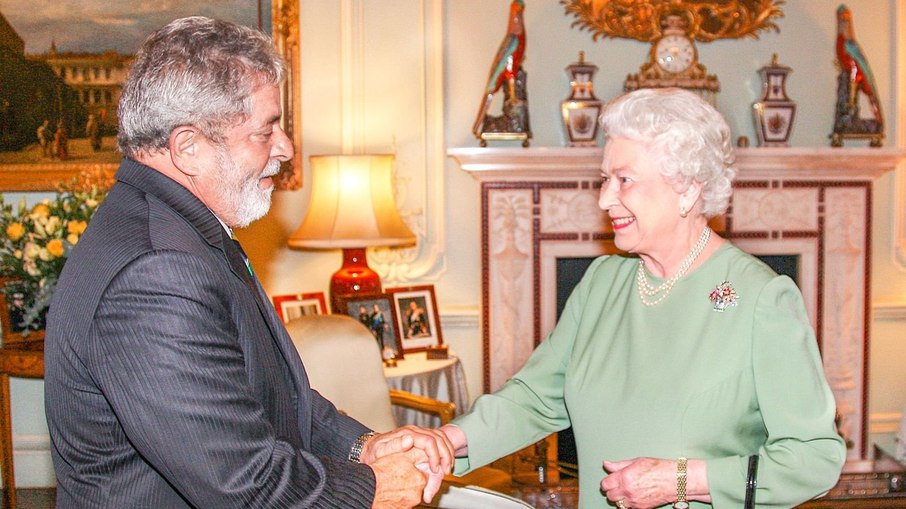 Lula e a Rainha Elizabeth II em 2009