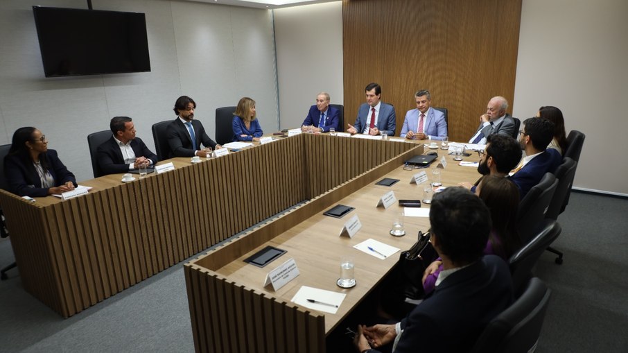 Reunião definiu regras do Selo de Transparência 2025. Reunião definiu regras do Selo de Transparência 2025.
