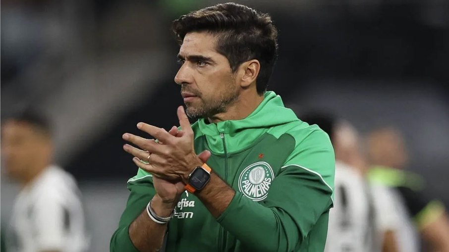 Relação entre Abel Ferreira e torcida está abalada há um tempo