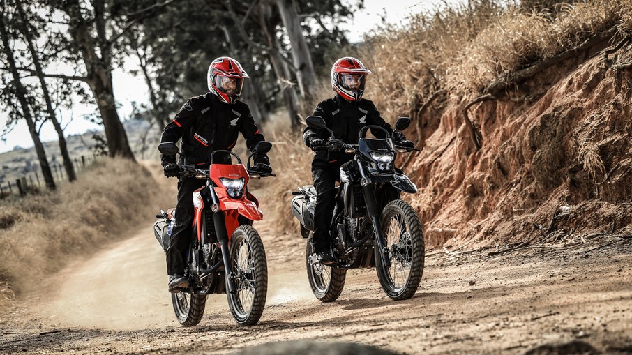 XR300L Tornado 2027 recebeu controle de tração e ABS traseiro desligável para uso fora de estrada.