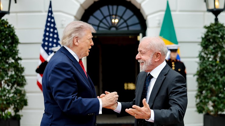Trump%20diz%20que%20Lula%20pediu%20para%20n%C3%A3o%20interferir%20na%20elei%C3%A7%C3%A3o