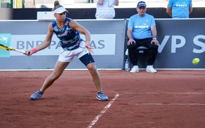 Laura Pigossi busca vaga na semifinal do WTA 250 de Varsóvia nesta sexta-feira