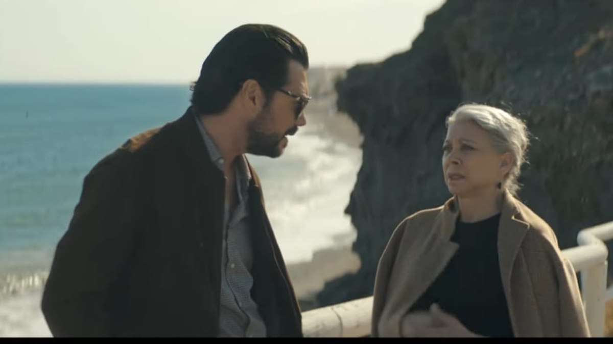 Álvaro Morte e Kiti Mánver em Duas covas