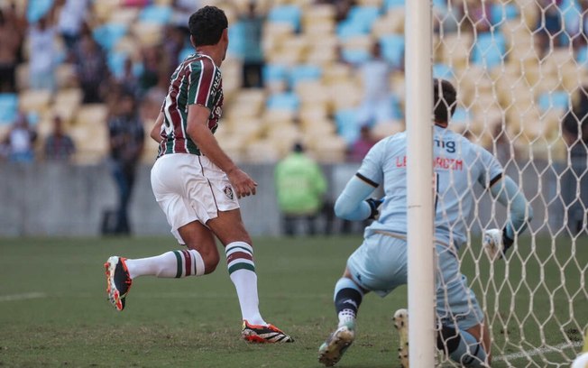 Fluminense vence Vasco no Maracanã