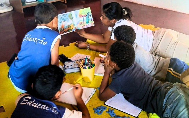 Projeto transforma estudantes em autores em Alto Paraíso