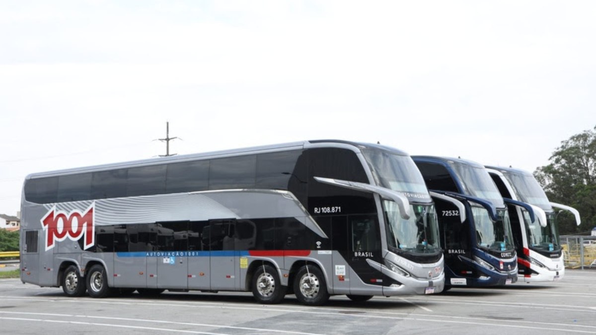 Ônibus da empresa 1001 que operam a rota Rio - São Paulo Ônibus da empresa 1001 que operam a rota Rio - São Paulo