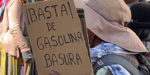 Um mês dos bloqueios na Bolívia