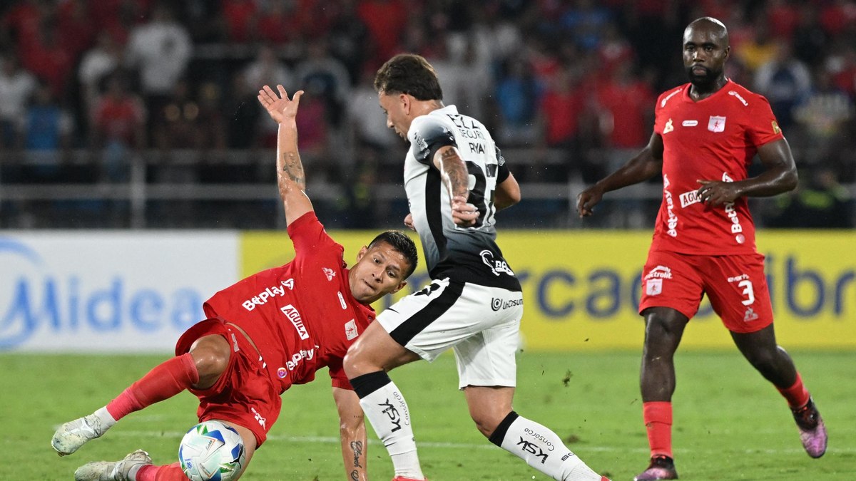 Corinthians e América de Cali se enfrentam pela fase de grupos da Copa Sul-Americana Corinthians e América de Cali se enfrentam pela fase de grupos da Copa Sul-Americana