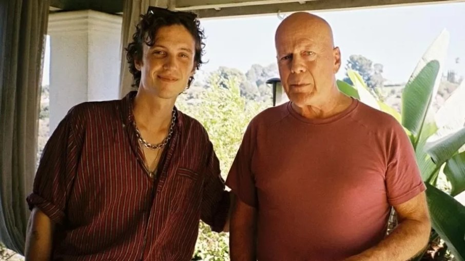 Justin Acee e Bruce Willis 