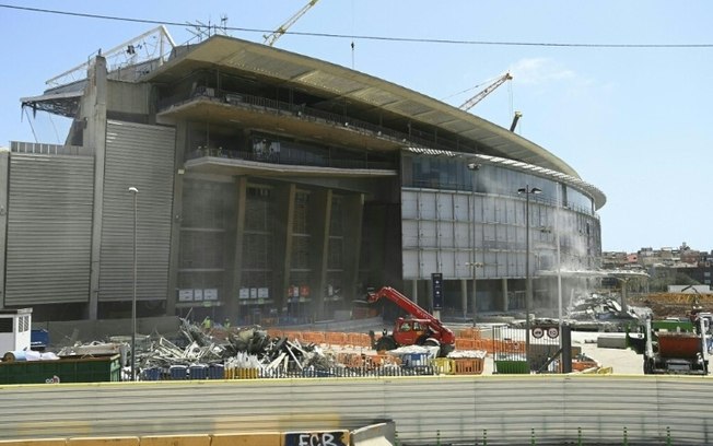 O estádio Camp Nou, do Barcelona, está em obras