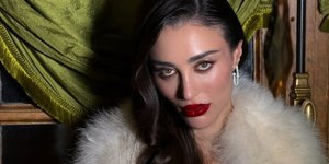Elisa Zarzur prestigia desfile de Duran Lantink na Gaultier