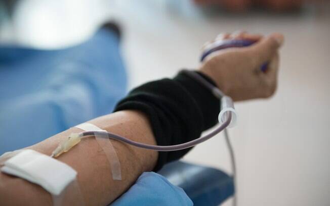 Hemocentros registram queda no número de doadores