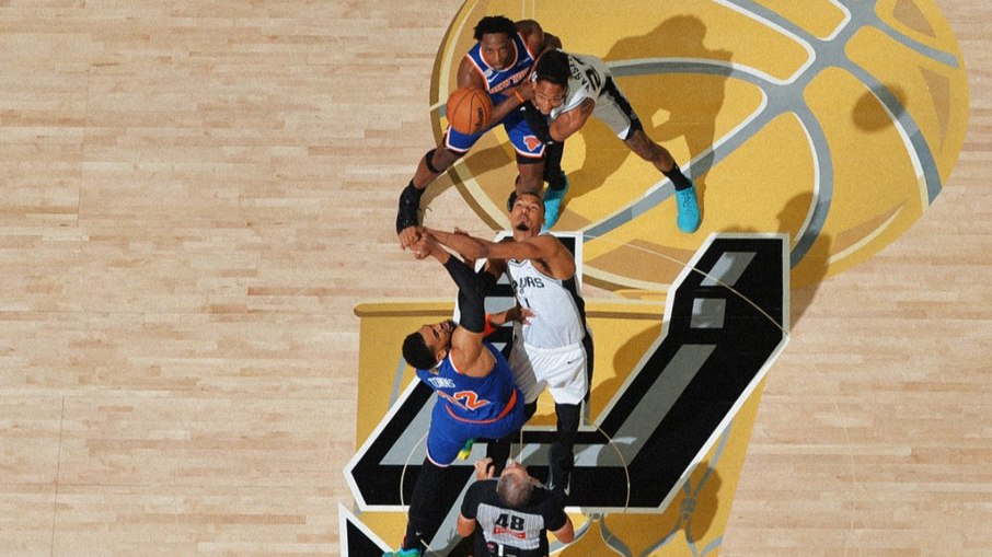 Knicks vencem Spurs e são campeões da NBA após 53 anos Knicks vencem Spurs e são campeões da NBA após 53 anos