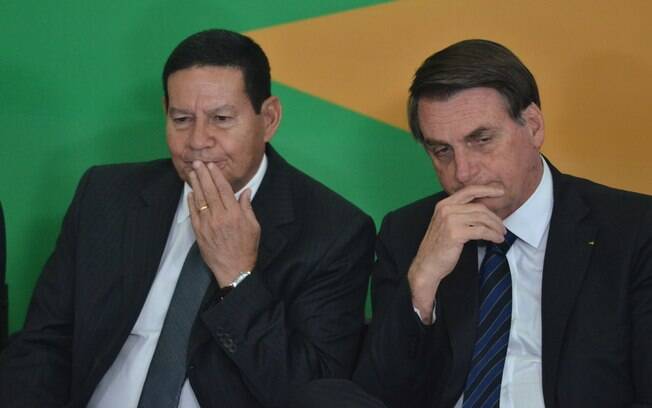 Mourão disse que Bolsonaro quer evitar respingos com problemas de transparência no PSL