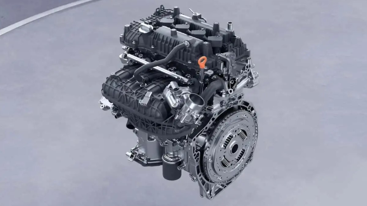 Geely lança sistema híbrido que promete consumo de 45 km/l