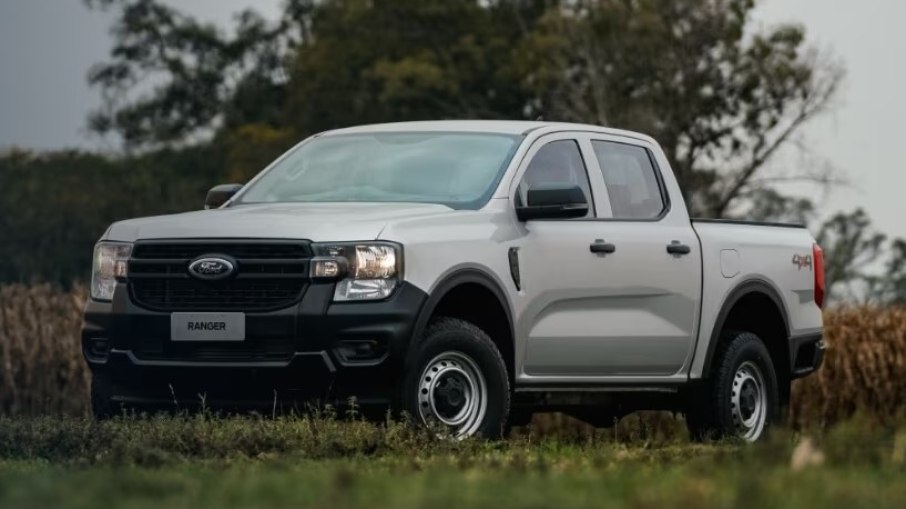 Ford Ranger XL conta com rodas de ferro de 16 polegadas