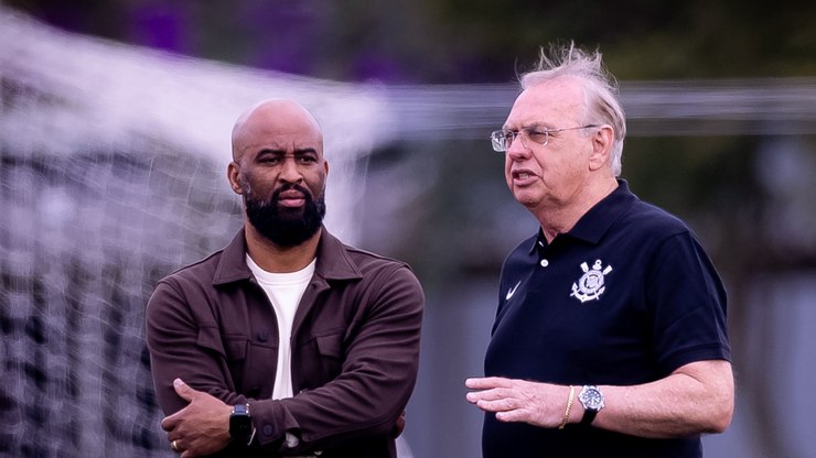 Corinthians convive com dificuldades para planejamento de 2026