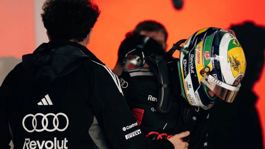 Botoleto durante o Grande Prêmio do Japão Botoleto durante o Grande Prêmio do Japão