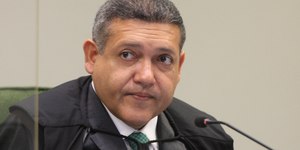 Nunes Marques rejeita mudança no WhatsApp antes do 2º turno