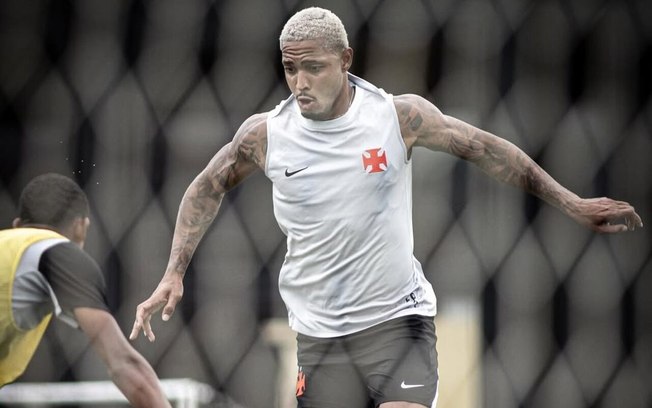 David em ação com a camisa do Vasco da Gama