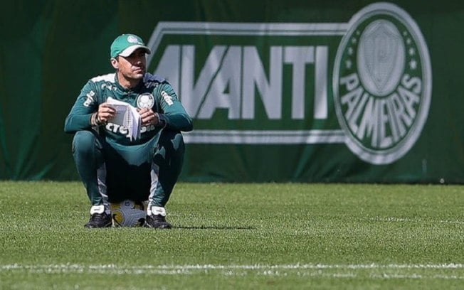 Palmeiras segue com dúvida no ataque