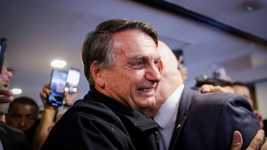 Apuração examinará as conexões entre diversos setores do governo Bolsonaro que supostamente trabalharam para barrar a posse de Lula