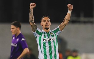Presidente do Betis vê situação complexa para manter Antony