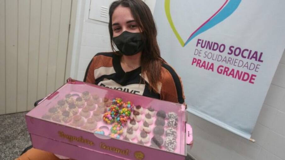 Sua história foi publicada em redes sociais há alguns meses e muitas pessoas a procuraram para ajudar Sua história foi publicada em redes sociais há alguns meses e muitas pessoas a procuraram para ajudar