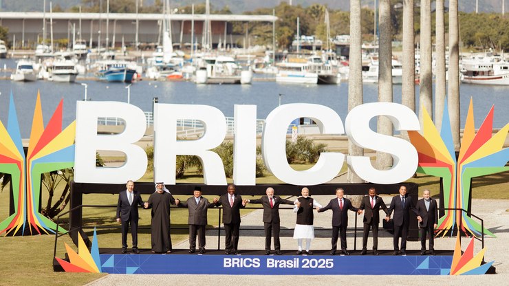 Lula recebe líderes para reunião da cúpula do BRICS