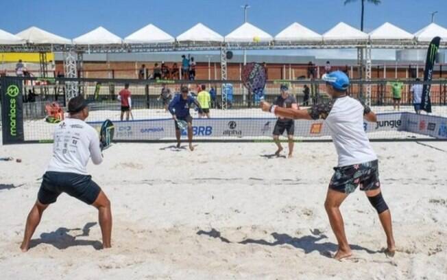 Bahia Plaza Hotel, em Busca Vida, Camaçari, recebe a 4ª etapa do Circuito Baiano de Beach Tennis