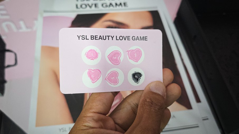 Cartão de ativações de YSL Love Game Cartão de ativações de YSL Love Game